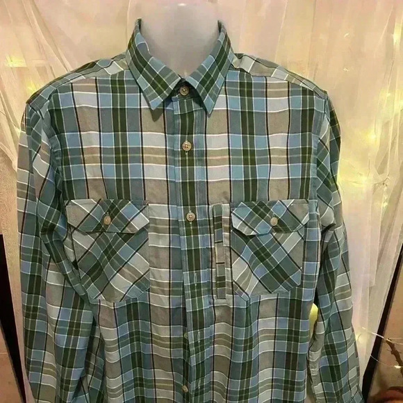 Roundtree and Yorke Outdoor. Men’s. Green & Blue Plaid Button Shirt. Preowned. - Picture 1 of 6